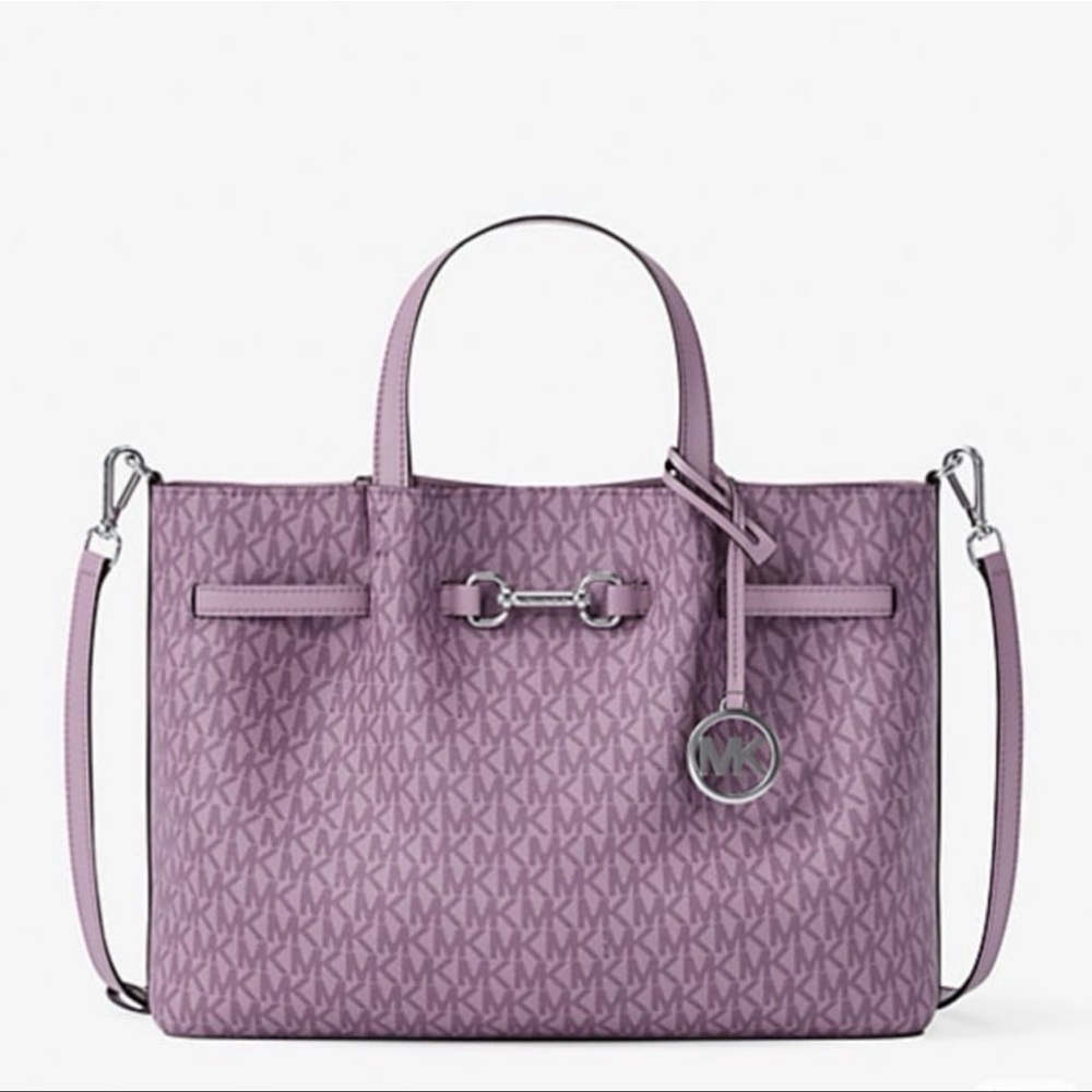 MICHAEL KORS Carson Medium Signature Logo Satchel
Light Quartz
NWT - Picture 12 of 16